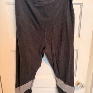 Old Navy maternity leggings, XL